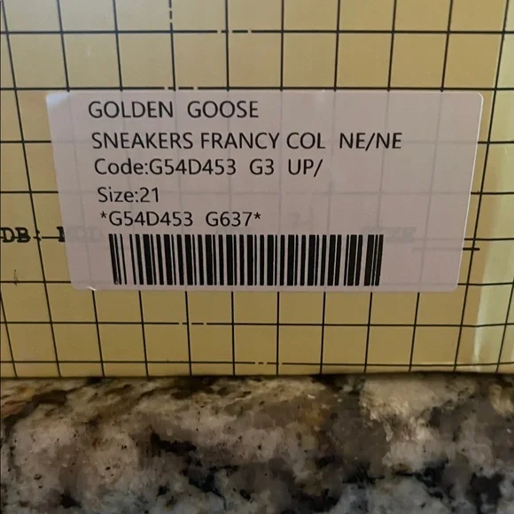 Golden Goose White Sneakers with Pink and Leopard Star - Picture 2 of 2